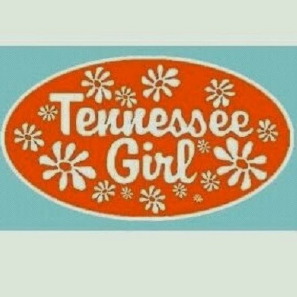 Meet your Posher, Alisa - Picture 1 of 1